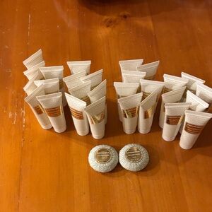 Jonathan Adler Champagne Soap Set with Gold and Cream Design